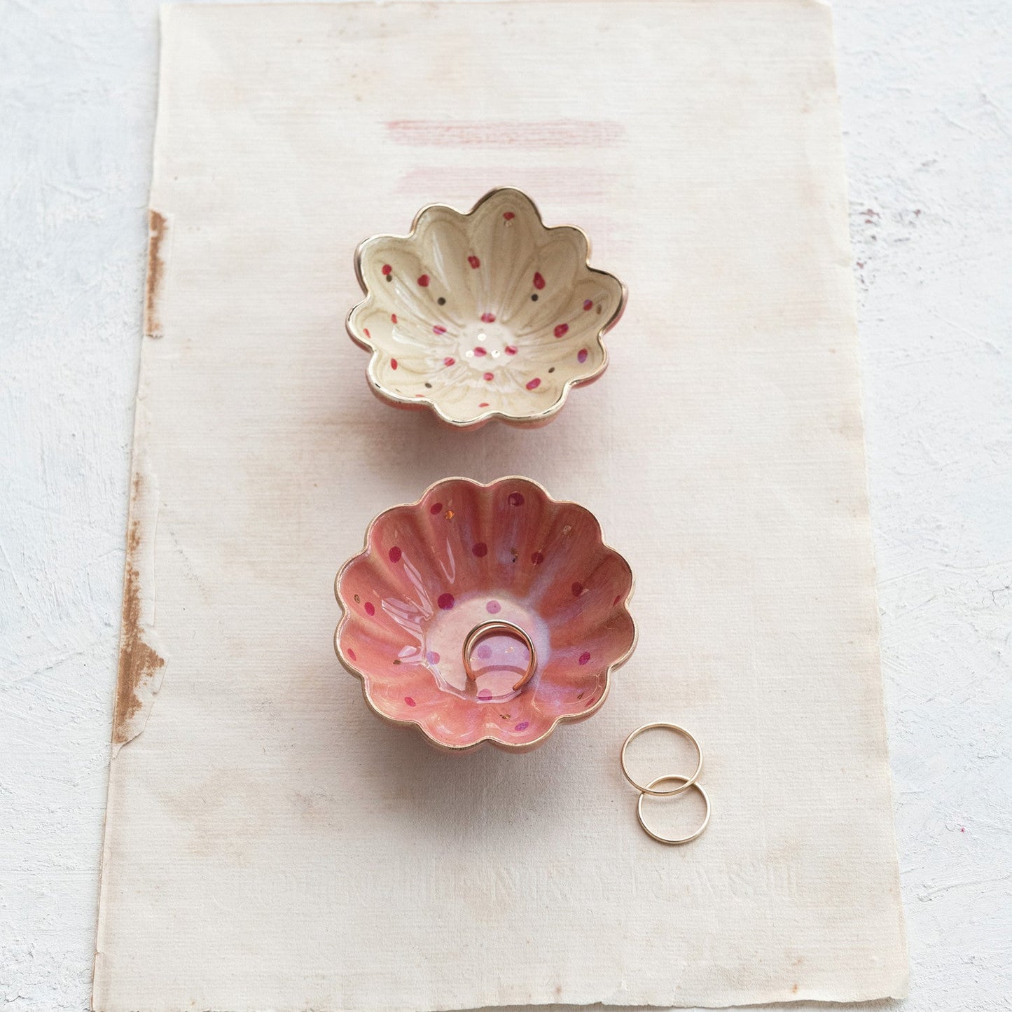 Iridescent Flower Dish